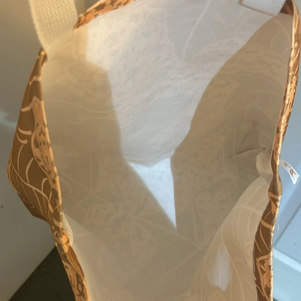 NWOT Paradise Now Hawaii Canvas Tote - Picture 2 of 2